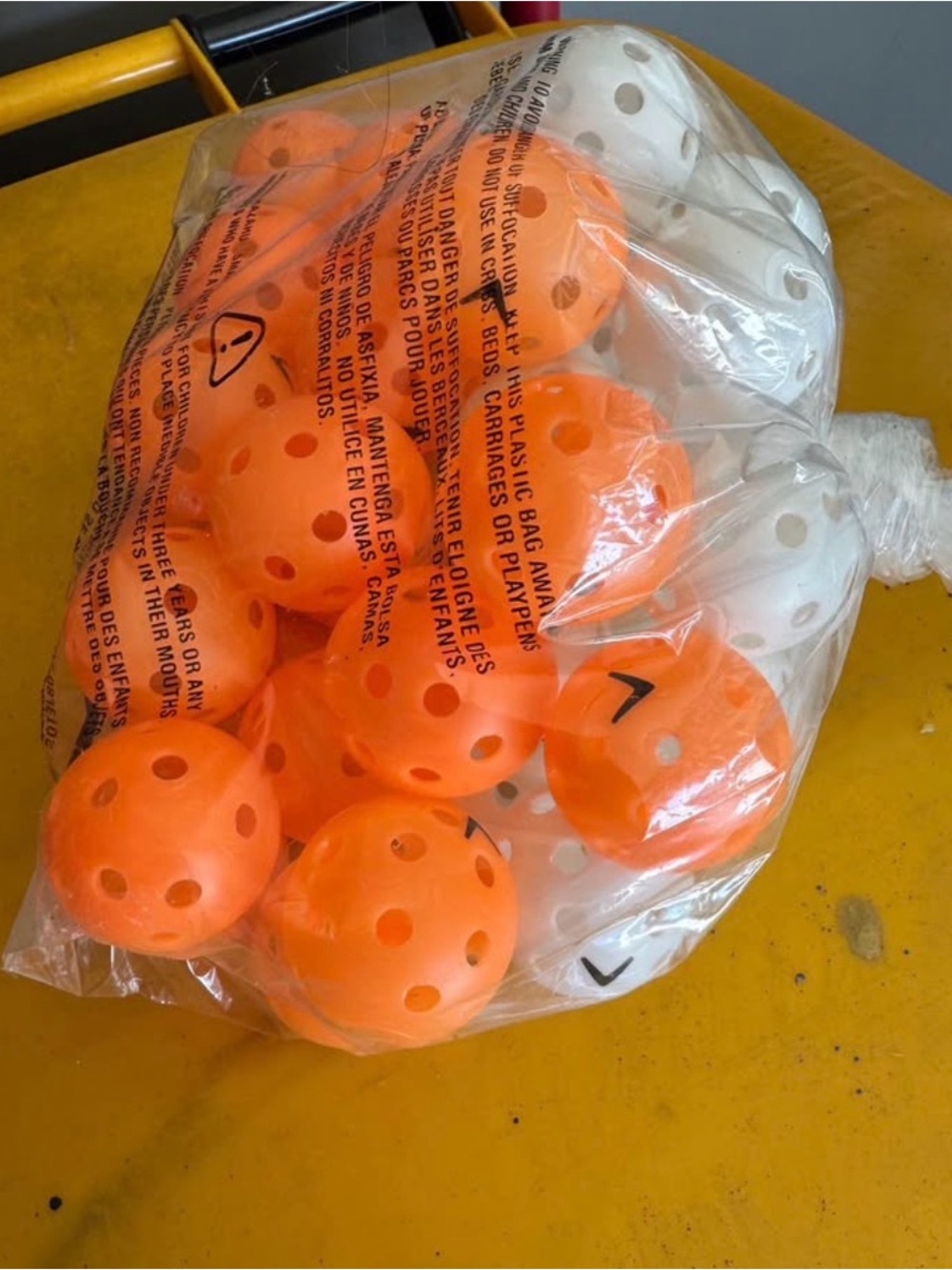 Lot 46 new Calloway orange and white practice golf balls
